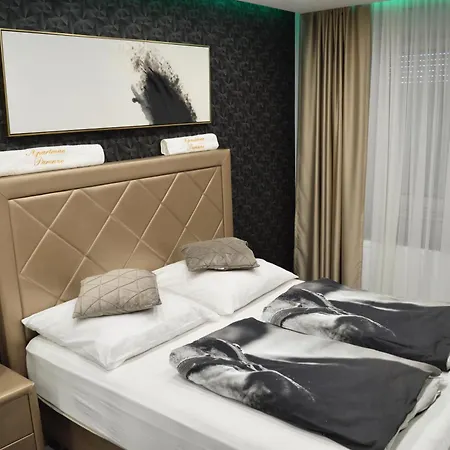 Parenzo Appartement *